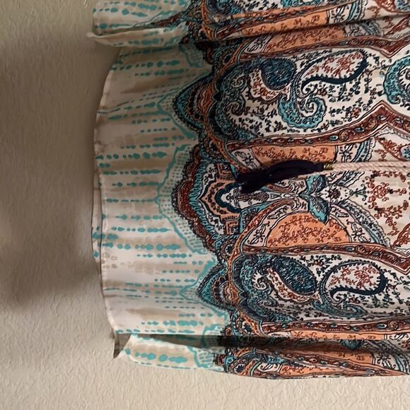 ❄️ DR 2 Sleeveless Top Size M- NWOT - Picture 4 of 6